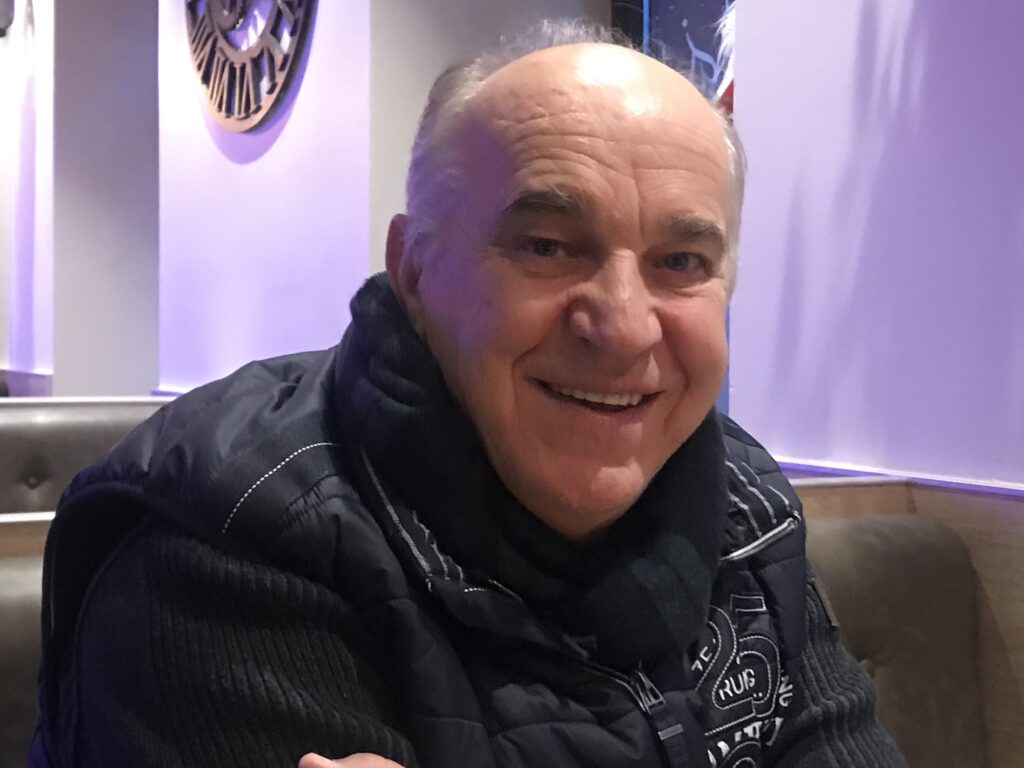 ŠOK INTERVJU / Menadžer Sabit Saša Dervišević: Sinan je alkoholom upropastio život, a ne znam koliko se drogirao, pjevači iz BiH ne žele menadžere pa brzo nestanu, dok Menil Velioski nije takav