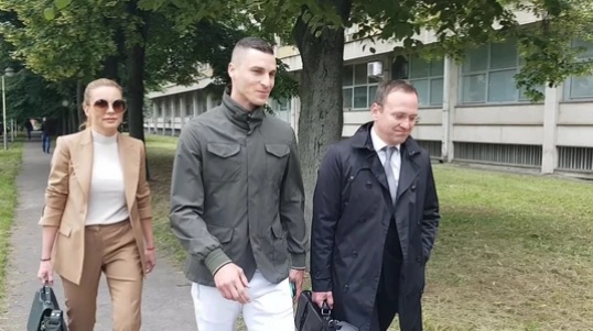Karleuša se ponovo nije pojavila: Slijedi glavni pretres, sljedeći poziv za suđenje sa Vranješom uručuje joj policija