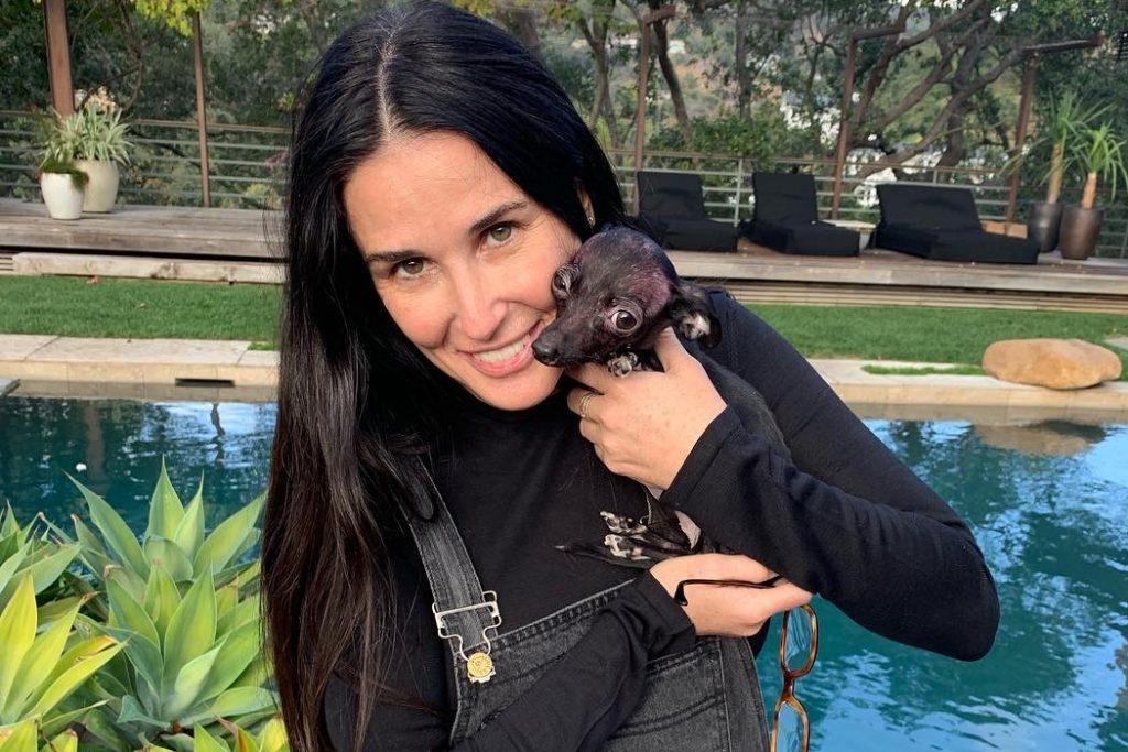Novi detalji iz života Demi Moore ne prestaju šokirati javnost: Majka je prodala za samo 400 dolara
