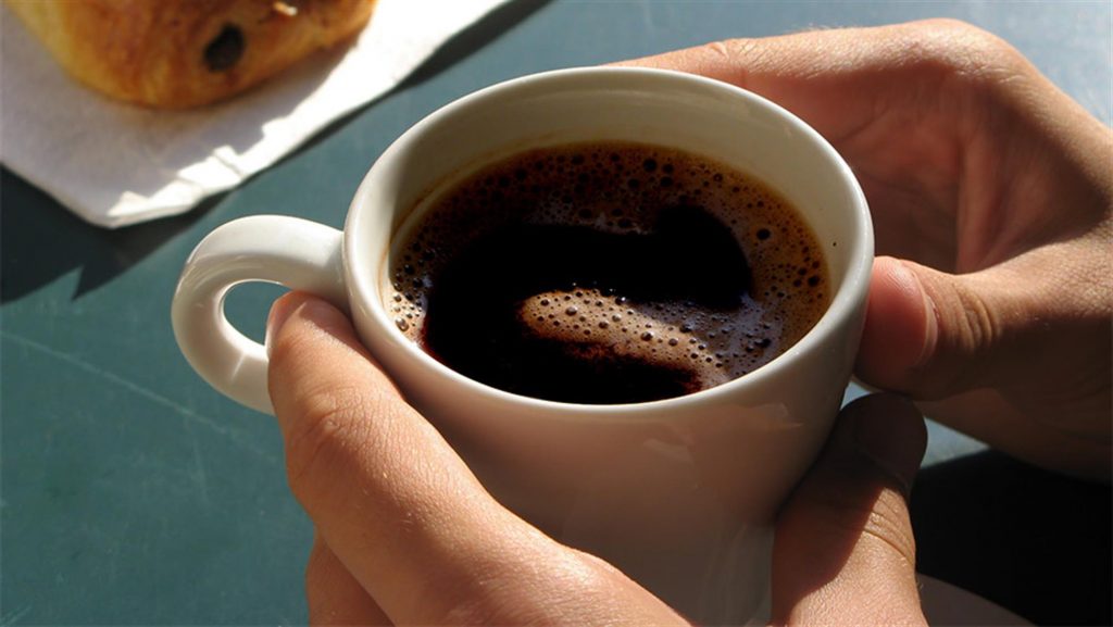 Vjerovali smo u pogrešno, a ljekari su objasnili: Zašto poslije kafe odmah moramo u wc
