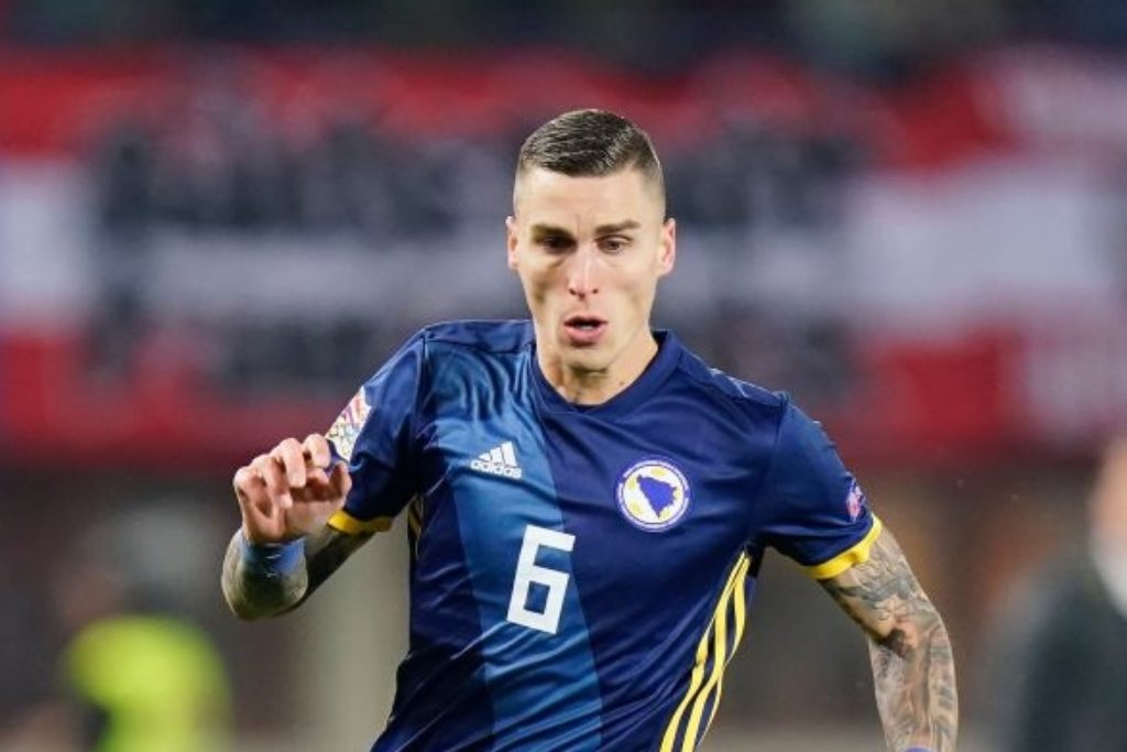 Novi skandal na pomolu: Ognjen Vranješ djevojku saigrača predstavio kao svoju