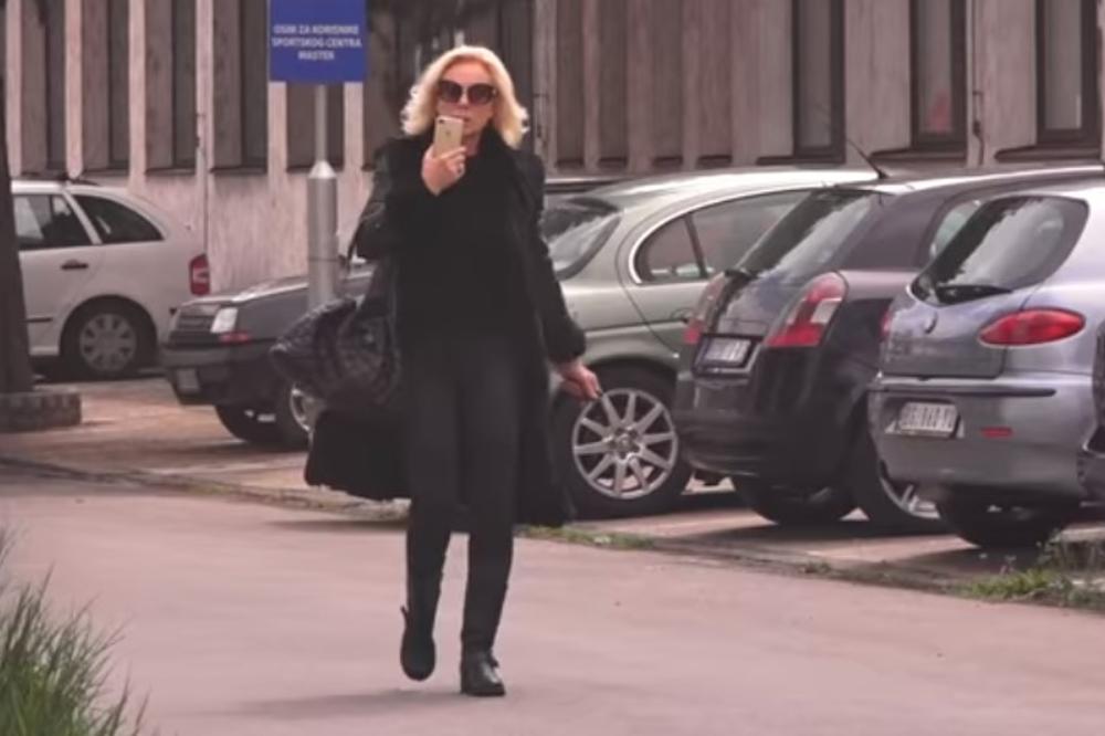 Ovakva je Brena bez šminke: Ima milione ali se ne razbacuje i vozi ovaj automobil