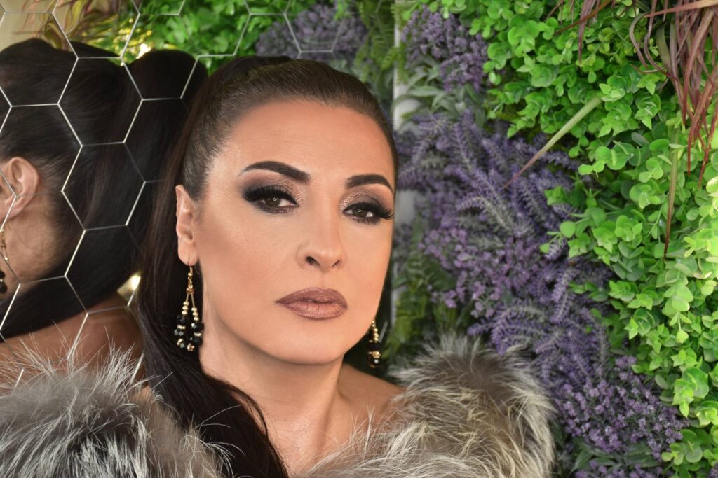 Amela Zuković dobila je mnoge bitke i danas je ponosna: Bezgranično je voljela Muslimovića, a nikada ne bi željela biti kao Karleuša: NEMAM VILU, ALI NIKOME NISAM DUŽNA